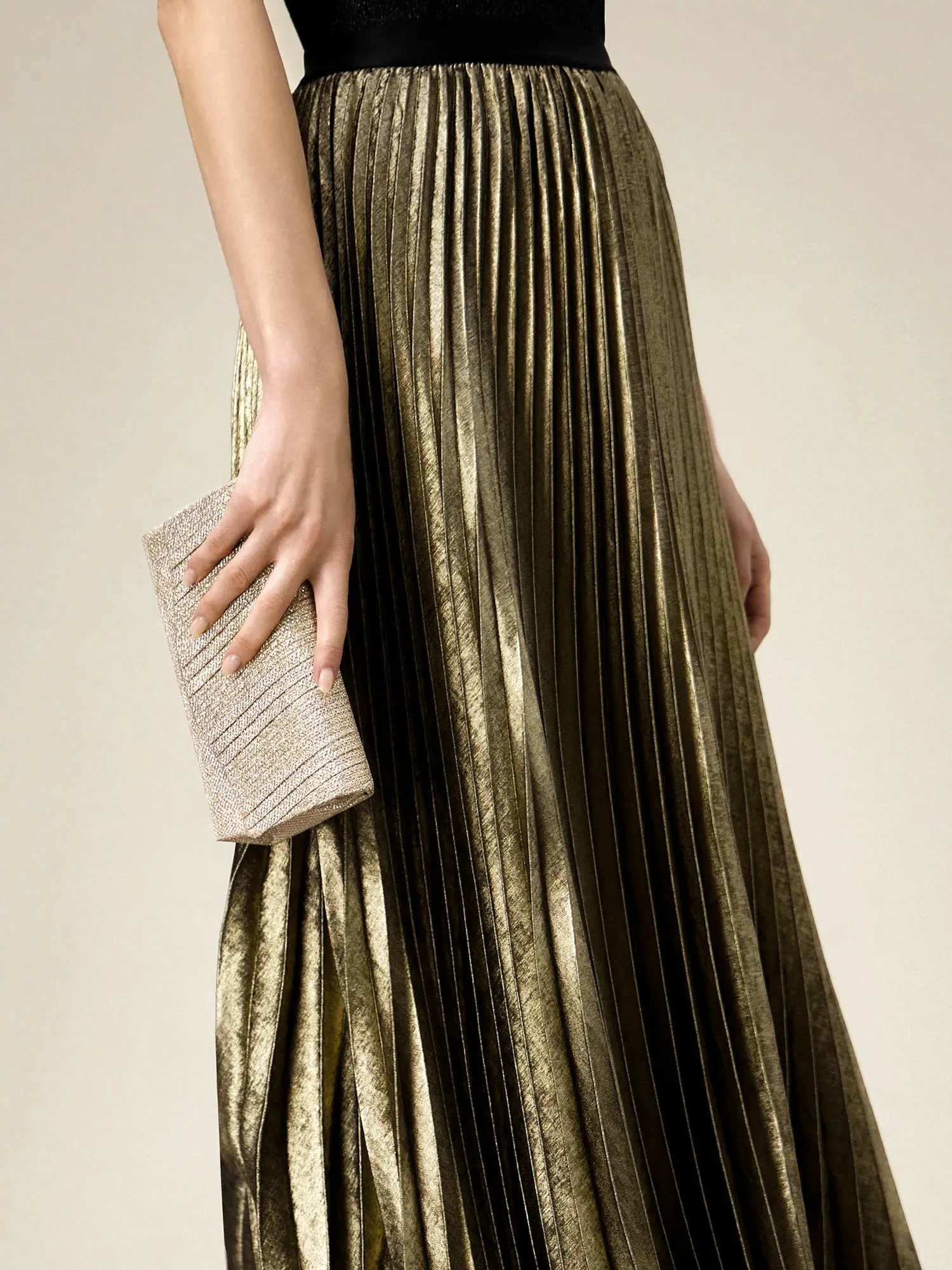 Amoretu Elastic Waist Satin Pleated A-Line Skirt