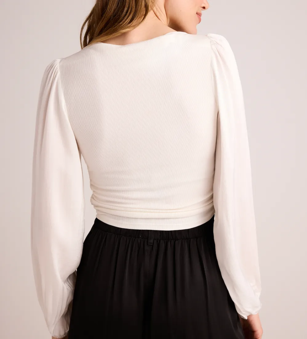 BELLA DAHL RUCHED WAIST FLOWY SLEEVE TOP