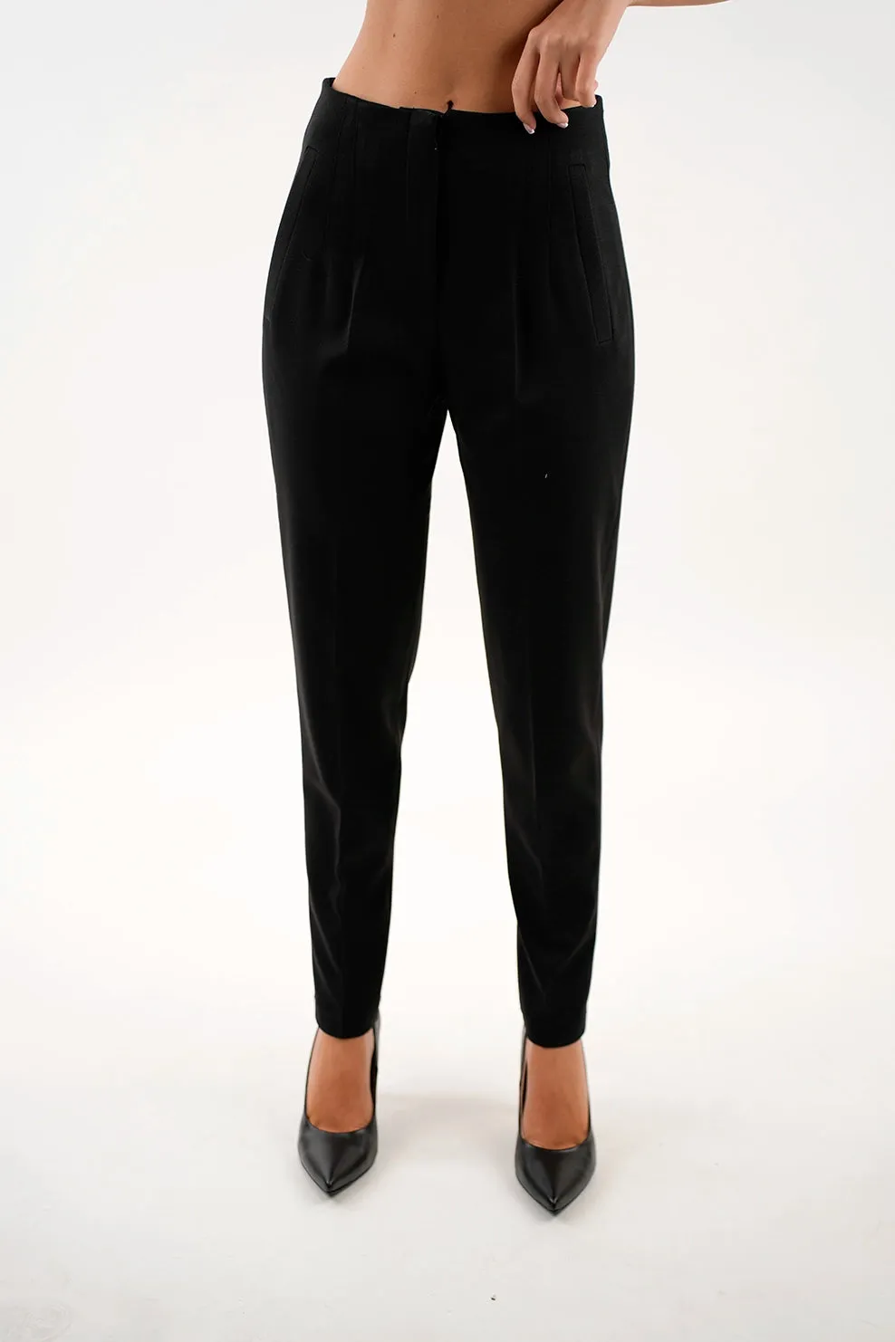 Black Classy Pant With Zipper To Close