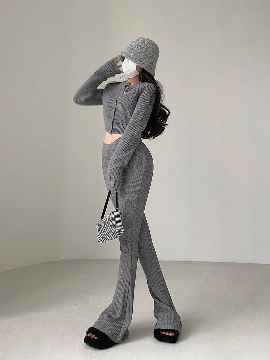 Brynn Solid Color Ribbed Knitted Button Up Long Sleeve Cropped Sweater