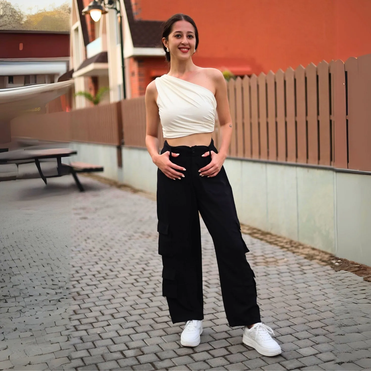 Chic High-Waist Multi-Pocket Cargo Pants | GloFash