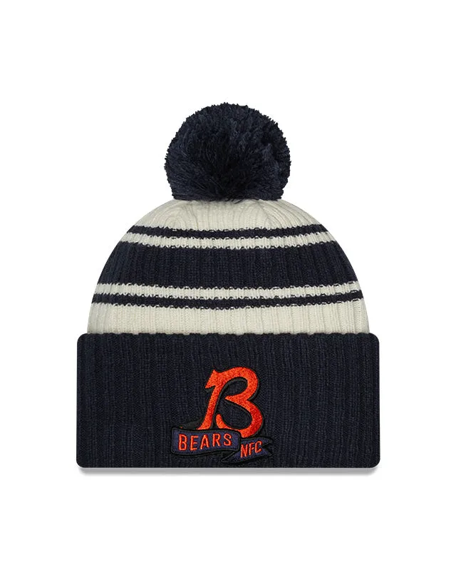 Chicago Bears "B" New Era 2022 Sideline - Sport Cuffed Pom Knit Hat - Cream/Navy