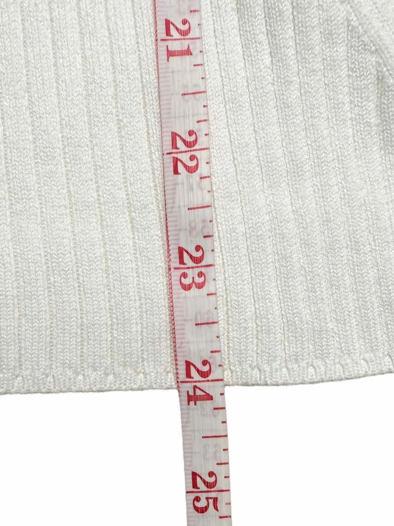 ecru White Ribbed TRAVELLING V-neck Top Size M