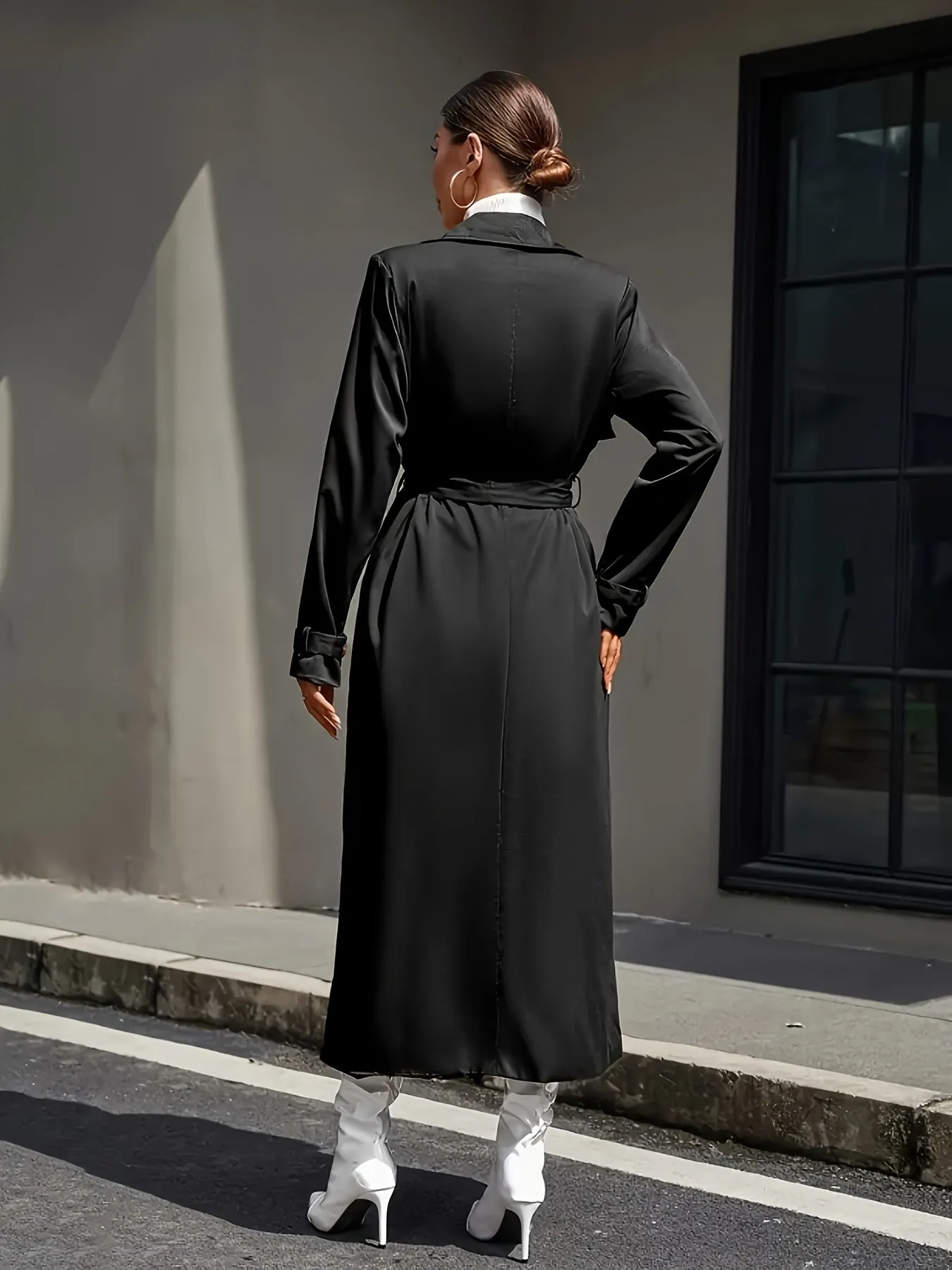 Elegant Trench Coat with Solid Color Midi-Length Design for Women | Ideal for All Seasons
