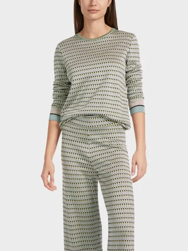 GEOMETRIC PATTERNED FINE KNIT TOP