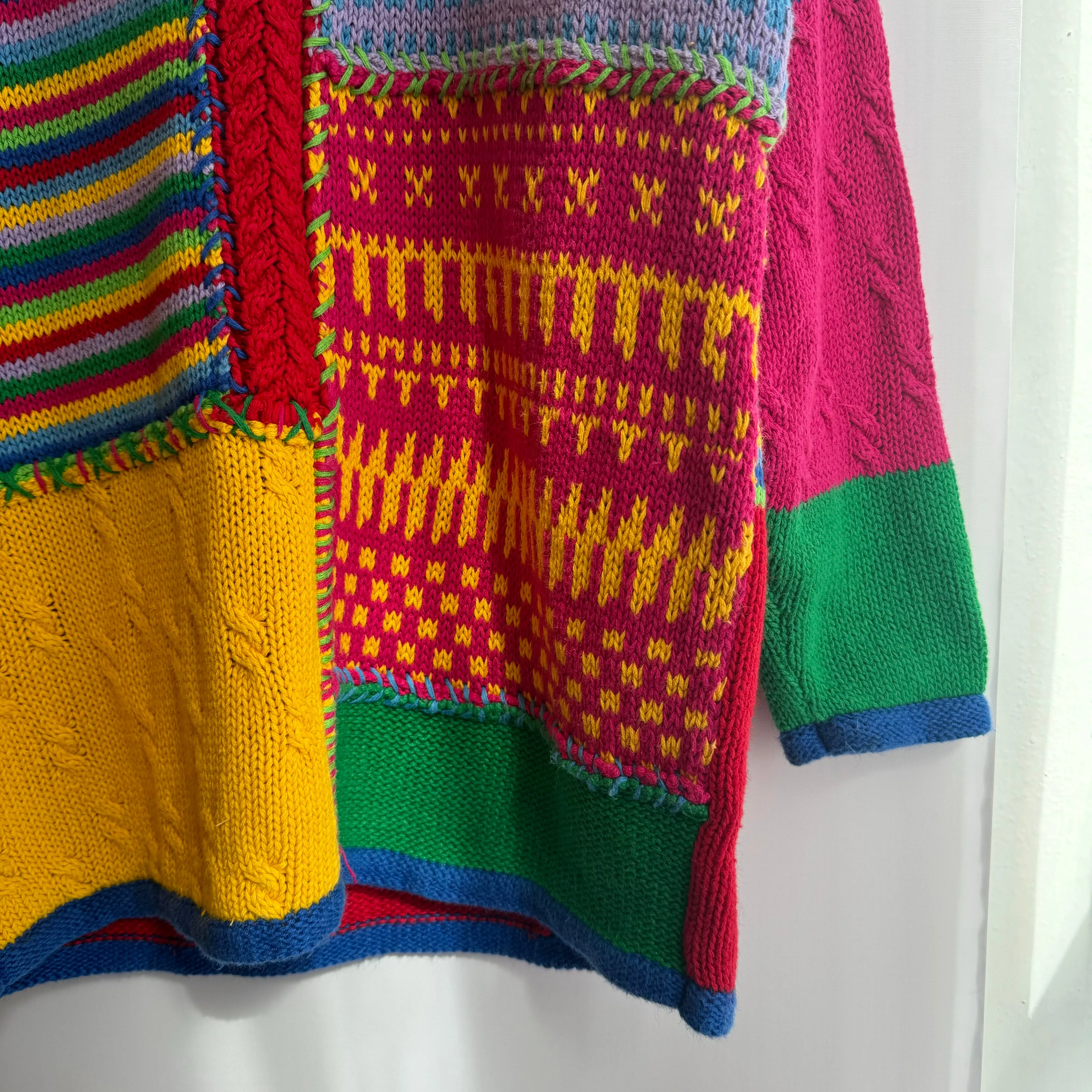 HK Vintage Colourful Sweater