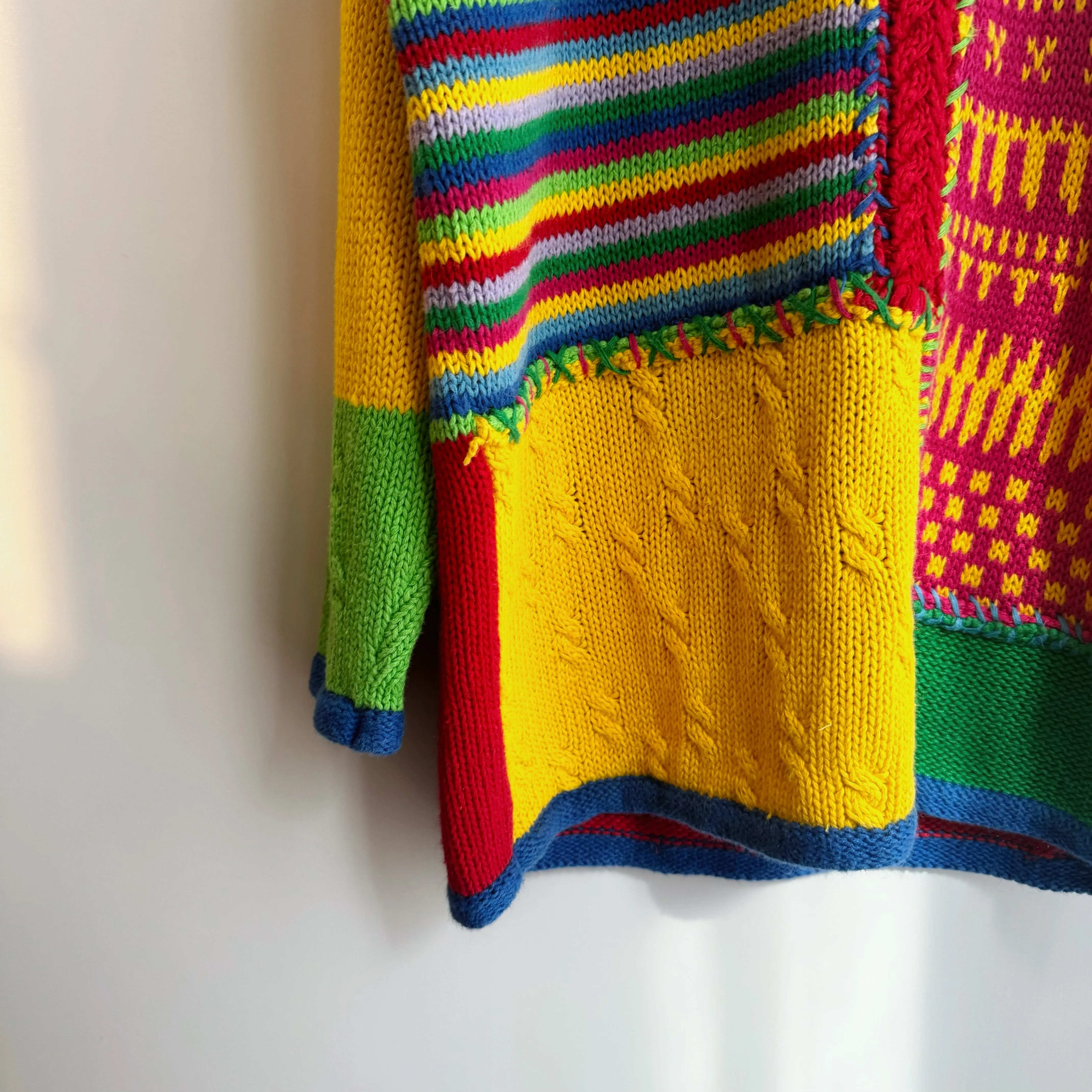 HK Vintage Colourful Sweater