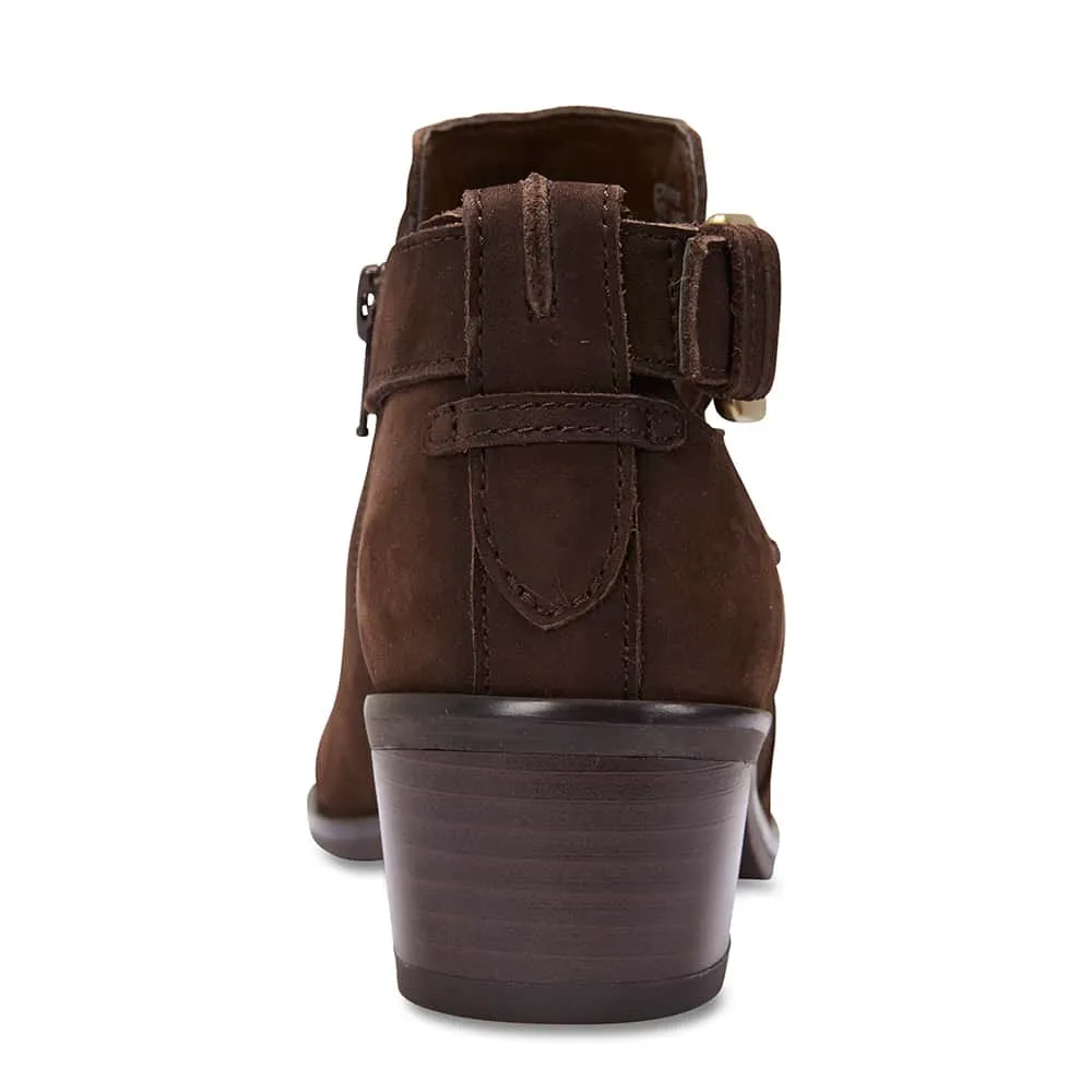 Memphis Boot in Brown Nubuck