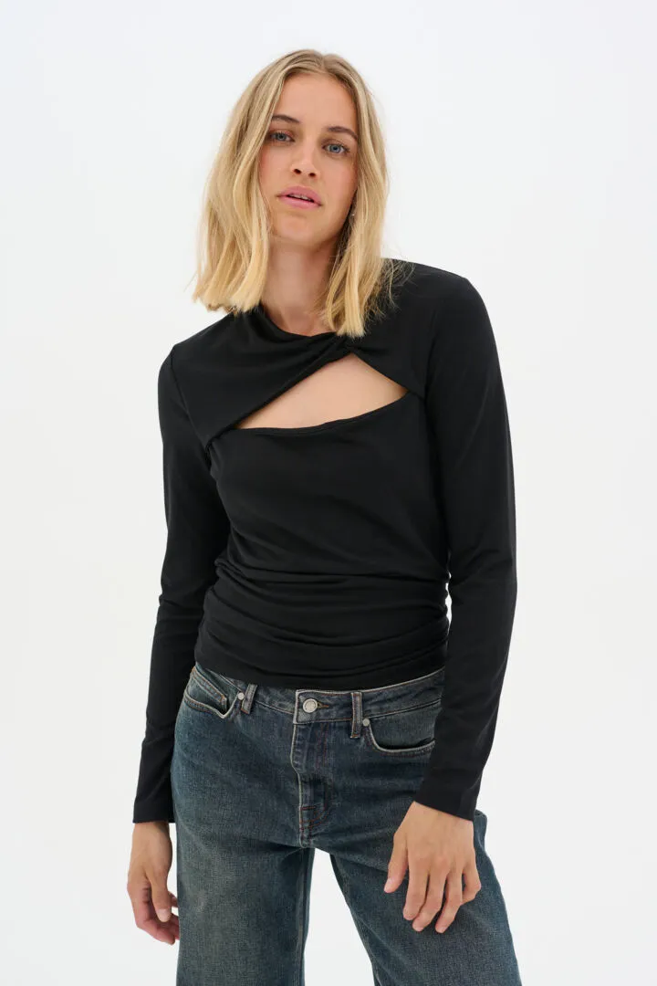 My Essential Wardrobe Vigga Knot Blouse in Black