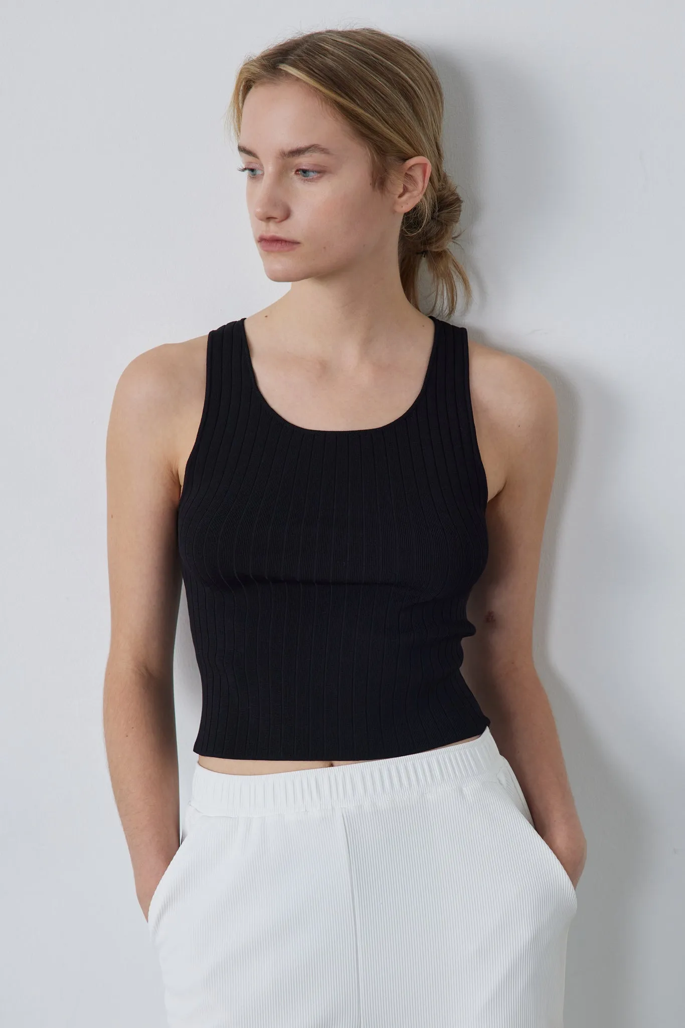 Ribbed Knit Cropped Tank Top