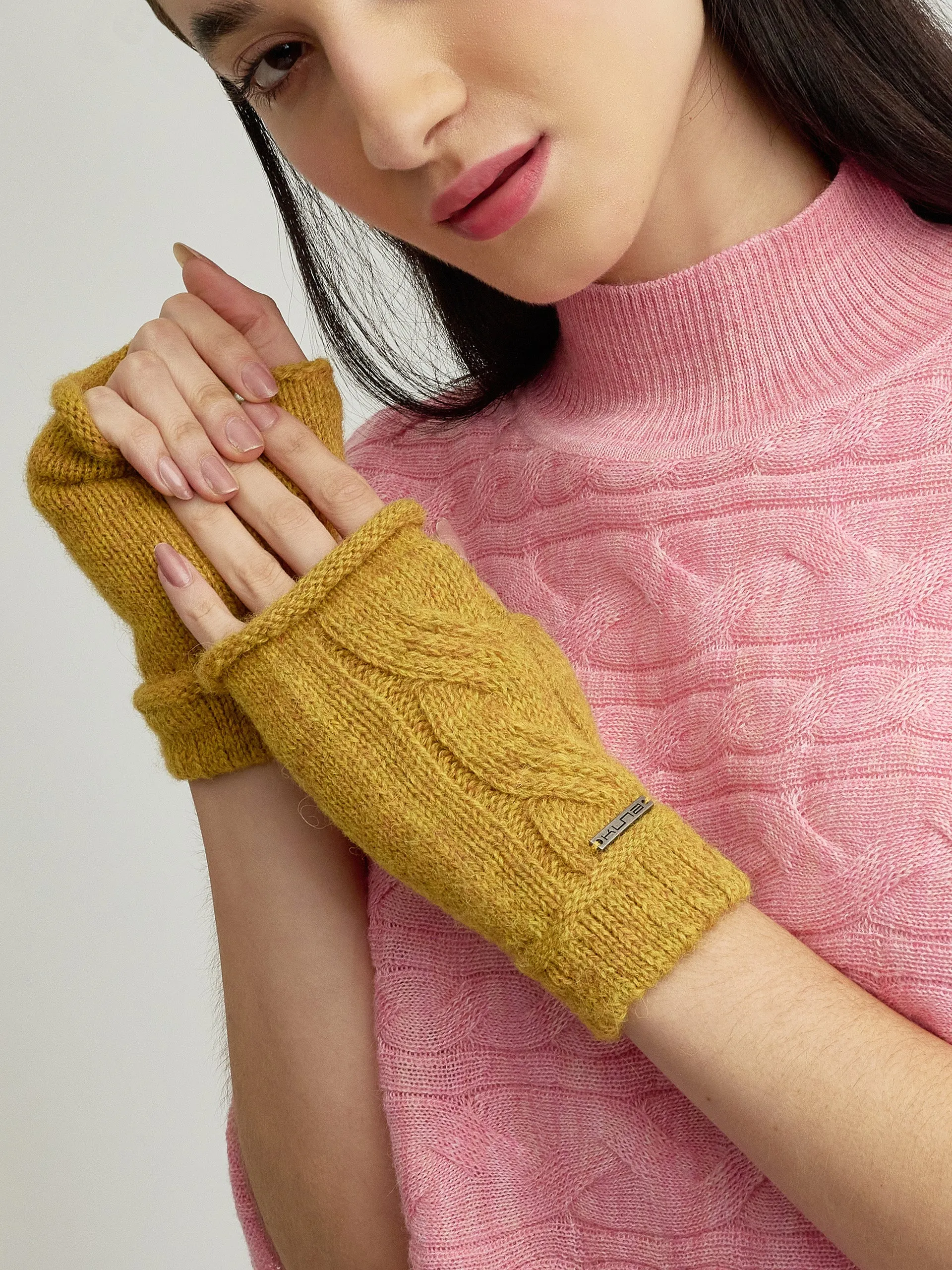 Rita Gloves Baby Alpaca Color Yellow
